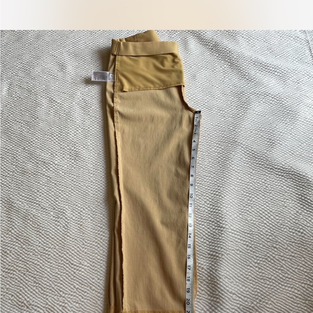 Chico's Tan Ankle Pants - Picture 5 of 9